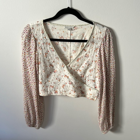 💜 2 for $30 / American Eagle Floral Blouse - Picture 1 of 6